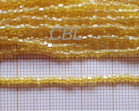 Perles facettes sur fil 40/02