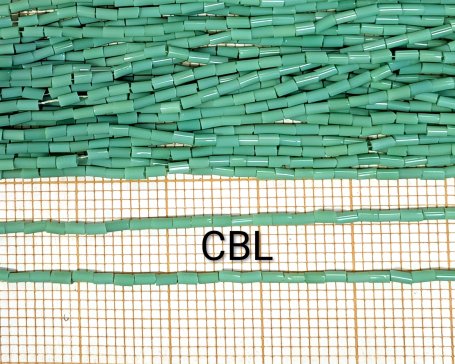 Perles tubes sur fil 50/09