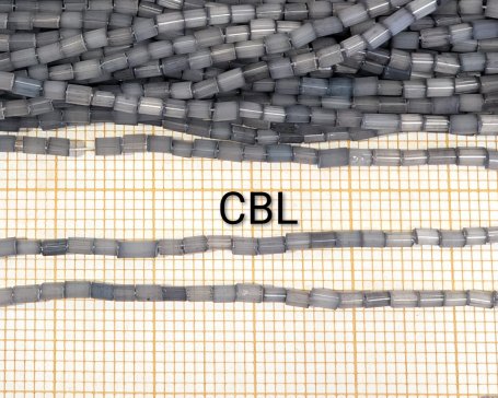 Perles tubes sur fil 80/05